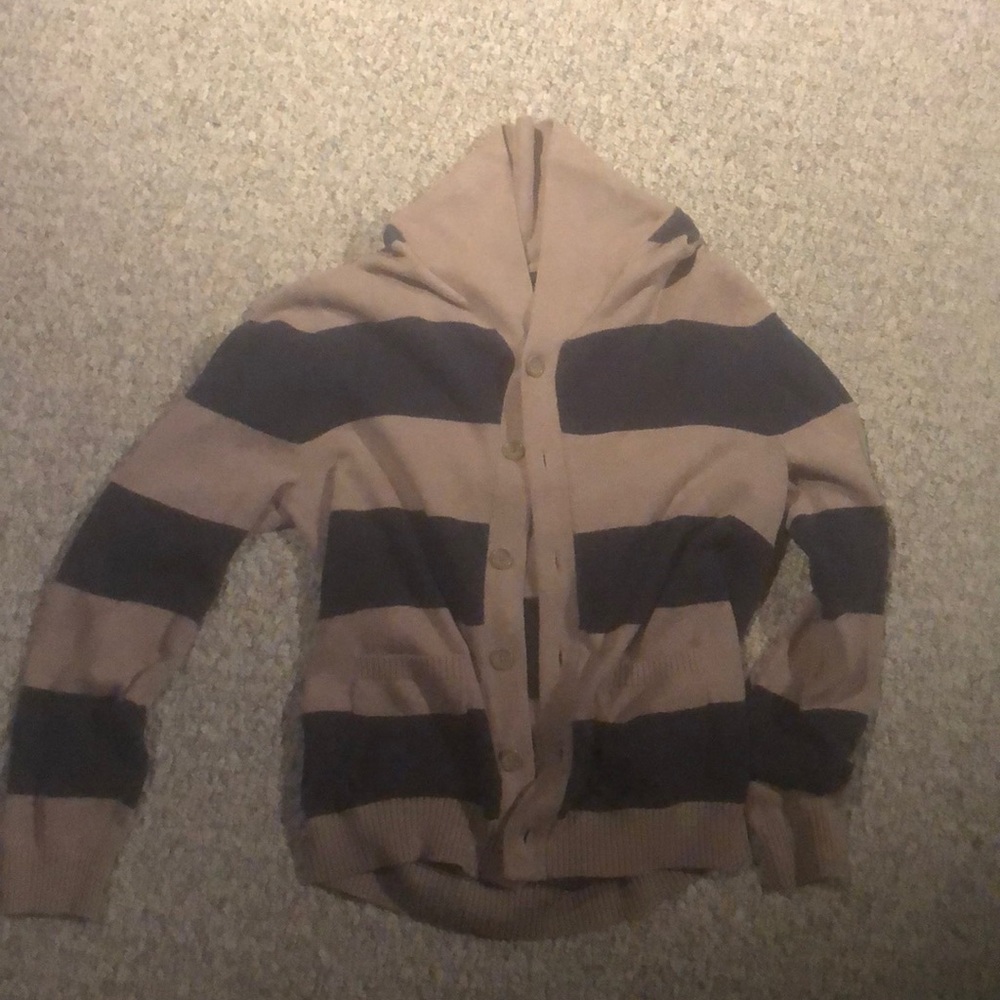 Men’s L gap cardigan. Perfect condition.